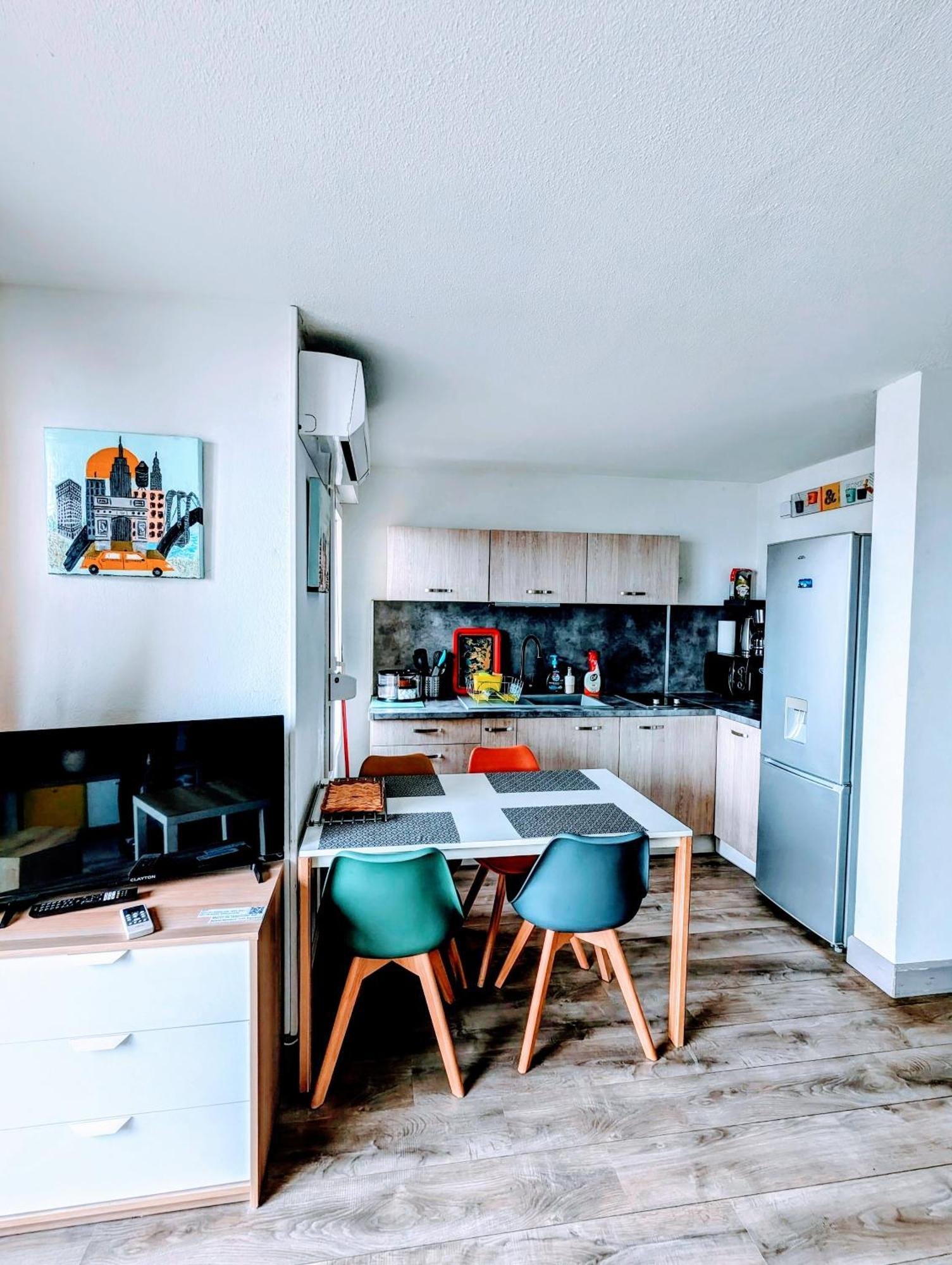 T2 Climatise Vue Sur Mer, Wifi, Piscine Et Parking Sète Dış mekan fotoğraf